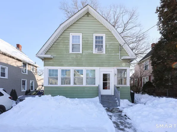 33 Baggott Street, West Haven, CT 06516