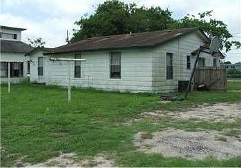 2nd image of 2908 E Harrington Dr