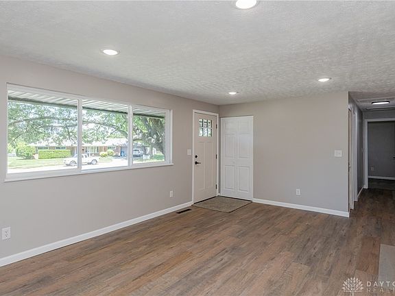 2nd image of 6300 Falkland Dr
