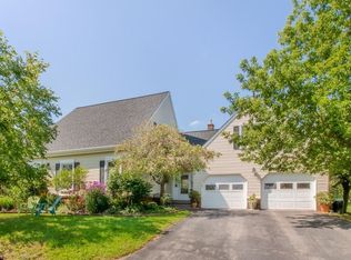 19840 Queens Dr, Manchester, MI