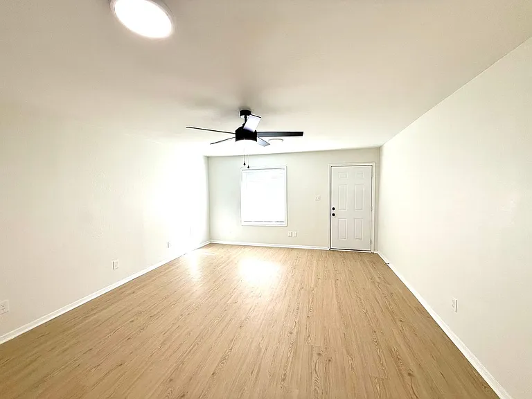 1401 Arvel Cir — Photo 22