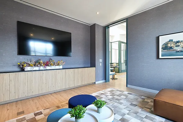 Rented by Greystar | media 31