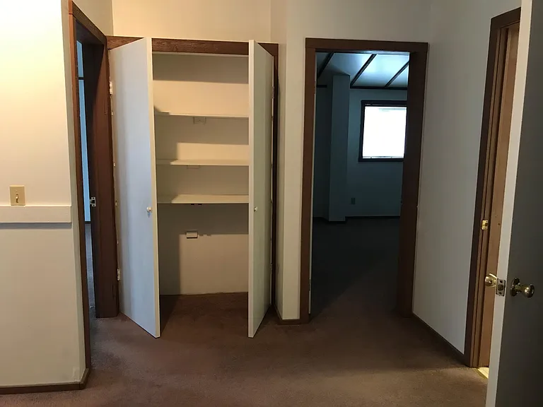 601 S Anderson St — Photo 11