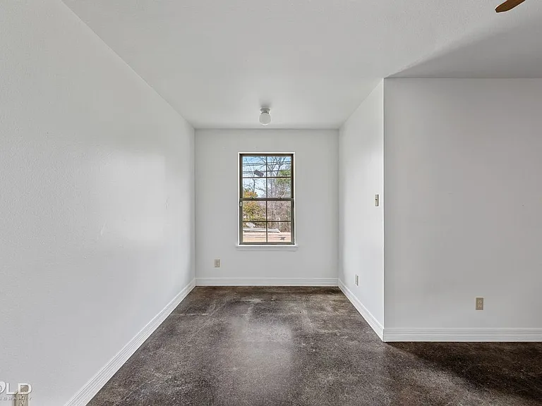 1719 Lakeshore Dr #B — Photo 11
