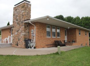 57 Burns Rd, Waymart, PA 18472