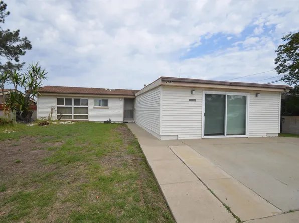 2587 Moonstone Dr, San Diego, CA 92123