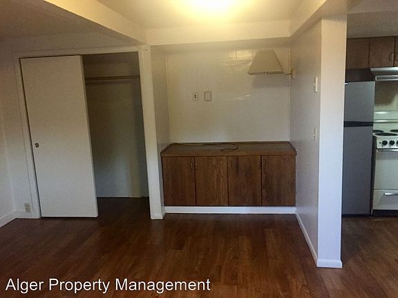 4th image of 1232 10th St #B