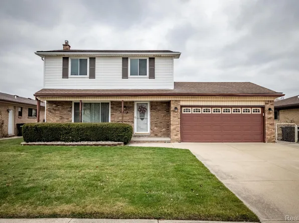 3039 Donna Dr, Sterling Heights, MI 48310