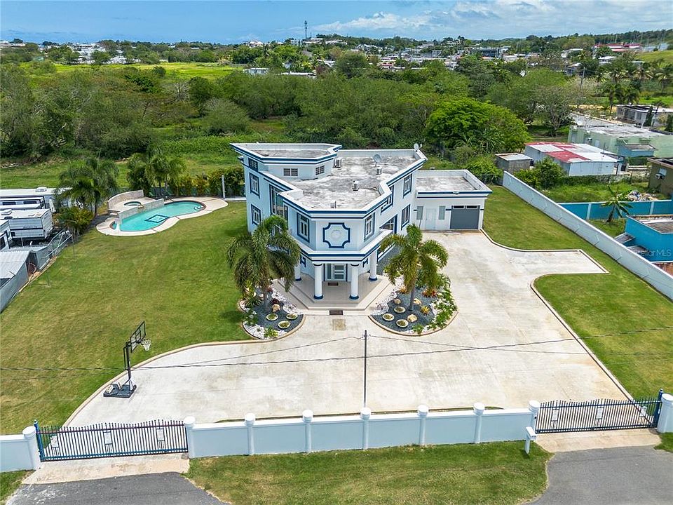 1st image of 1 Calle Isamar