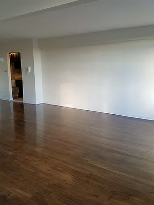 Rented by Max & Associates Realty Corp | media 33