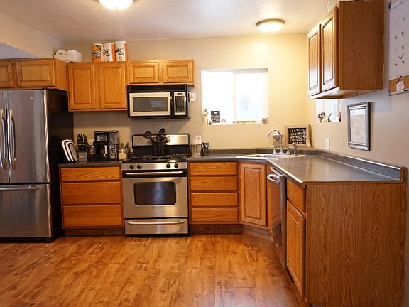 3rd image of 13590 Olin Lakes Dr