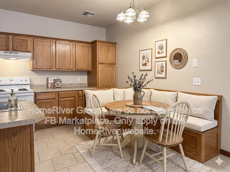 600 Garrison Ln — Photo 5