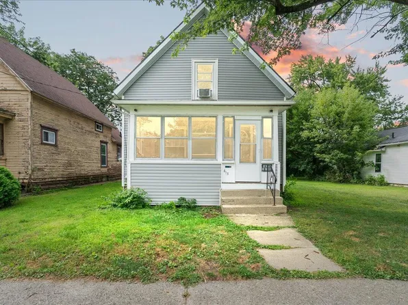 613 Homewild Ave, Jackson, MI 49201