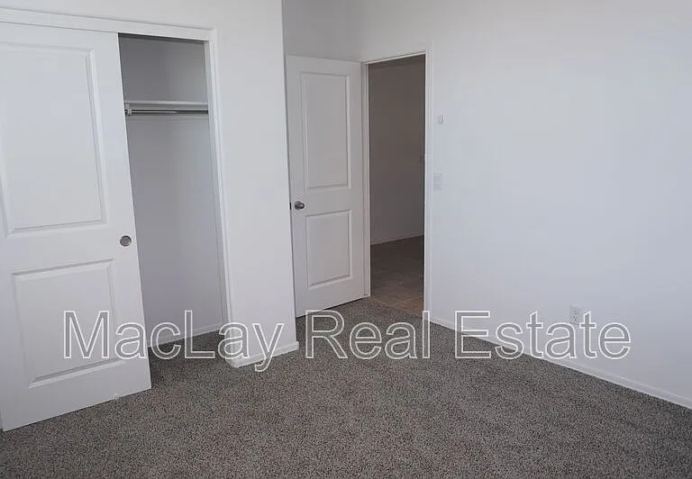 1164 W Chimes Tower Dr — Photo 8