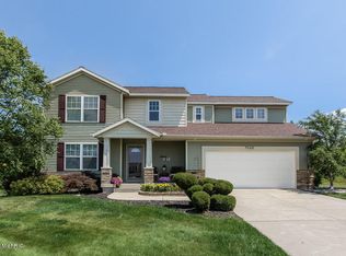 4560 Cider Wood Dr NW, Grand Rapids, MI