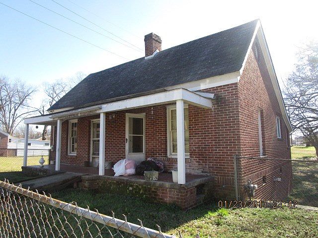 1st image of 213 Duncan Ave