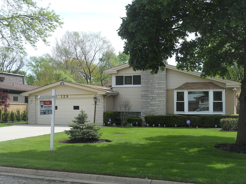 1st image of 129 Fernwood Dr