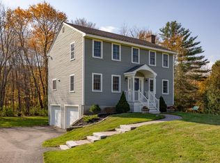 3 Jewett Ln, Stratham, NH 03885