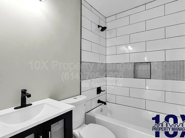 1213 E Whittier St — Photo 21