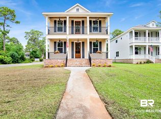 18412 Holt Ln, Gulf Shores, AL 36542