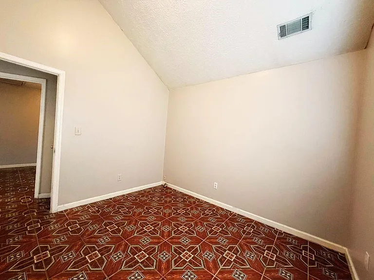 5410 Twin Lakes Dr — Photo 17