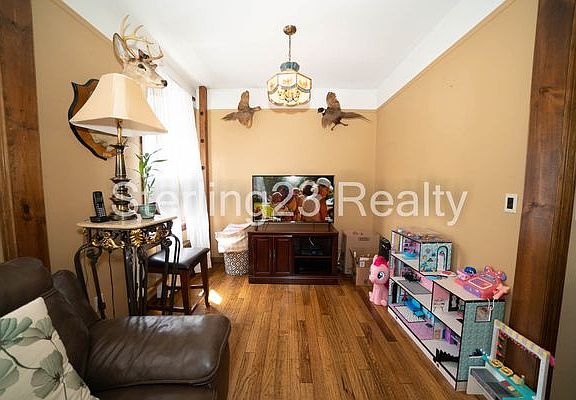 4th image of 32-76 35th St #2
