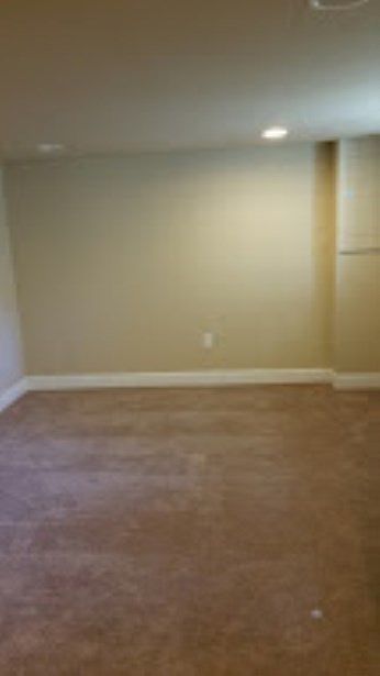 2nd image of 39 N Ellamont St