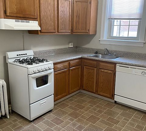 3rd image of 4530 Osage Ave #B101