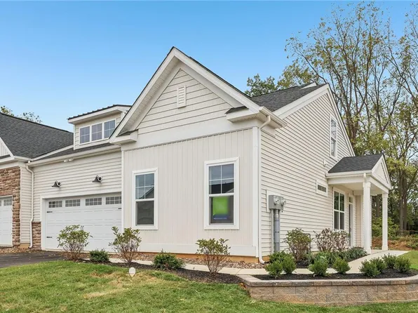 3110 Grantarthur Ct, Whitehall, PA 18052