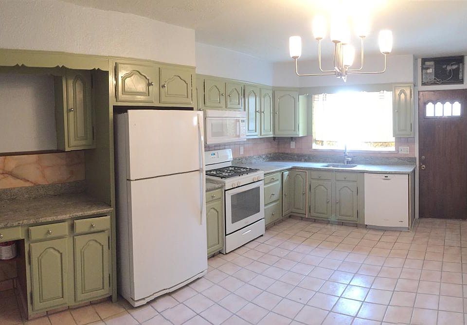 1st image of 1633 S 11th St #House