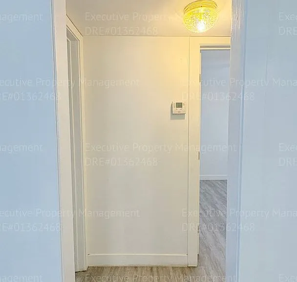 2238 Lindora St — Photo 22