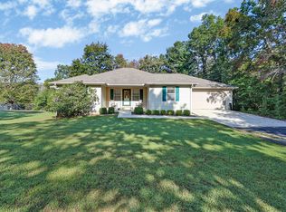 361 Creekway Dr, Crossville, TN 38555