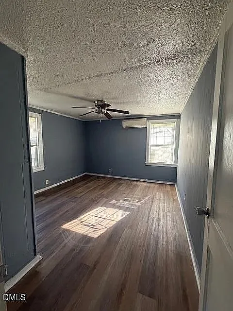 1 bed, $925 — Photo 3