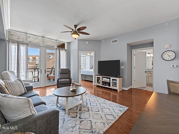2nd image of 306 Sky Sail Boulevard #306