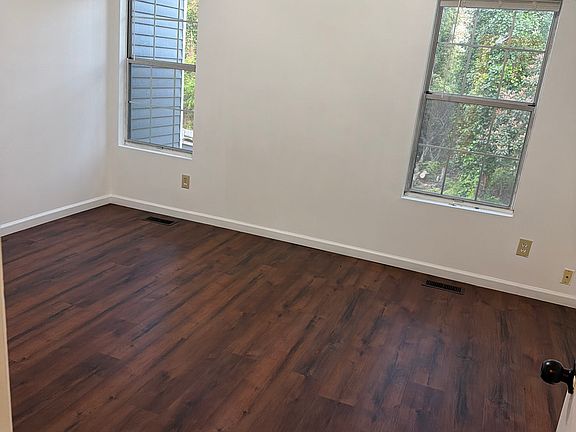 4th image of 2908 Aspen Woods Entry