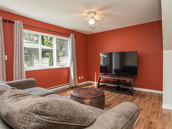 5th image of 12101 Schmidt Cres #1