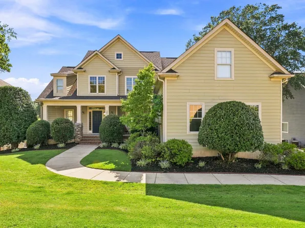 201 Castle Creek Dr, Greer, SC 29651