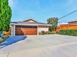1851 Rhodes St, Hermosa Beach, CA 90254