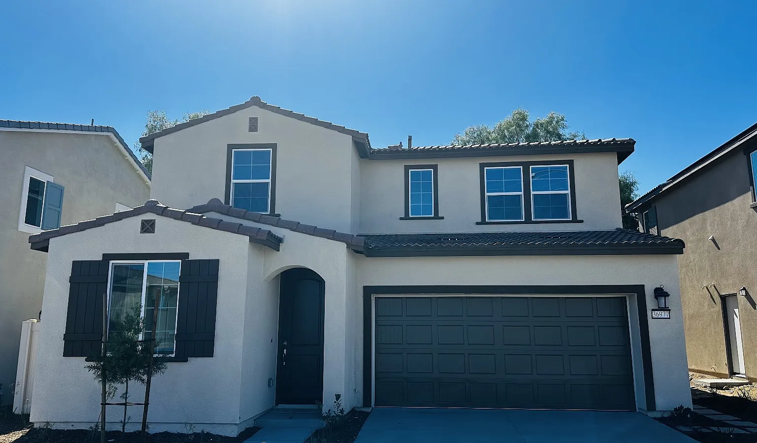 4 bed, 2253 sqft, $3,699 — Photo 2