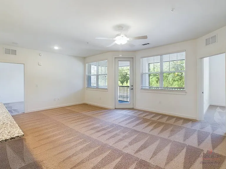 308 Mohegan Ave #7202 — Photo 2