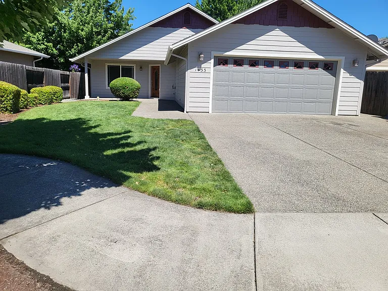 1433 George Tweed Blvd — Photo 2