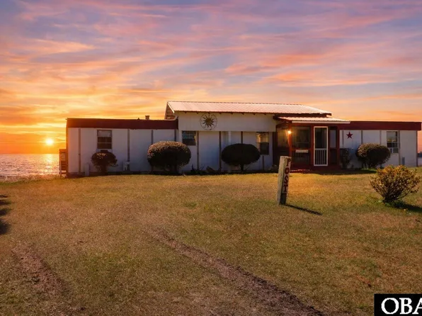 123 Bayview Dr, Stumpy Point, NC 27978