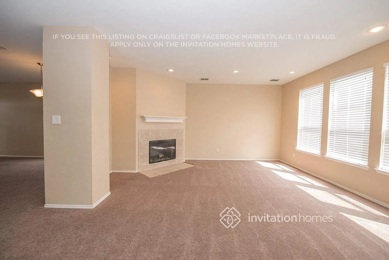 7704 Cresswell Dr Arlington, TX 76001 — Photo 4