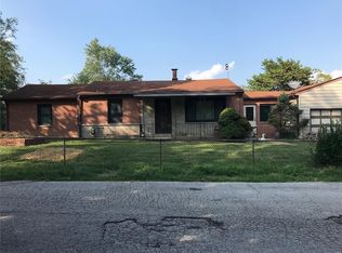 6 Ridge Rd, Fenton, MO 63026