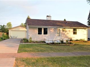 11 James Rd, Silver Bay, MN 55614