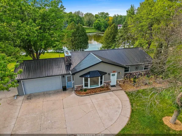201 Lakeside Dr, Clintonville, WI 54929