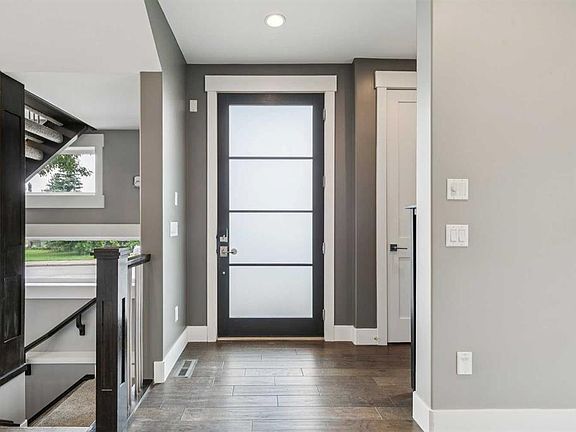 3rd image of 3722 W 7th Ave NW