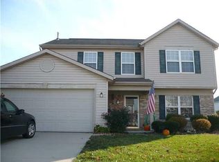 13301 Sweet Briar Pkwy, Fishers, IN 46038