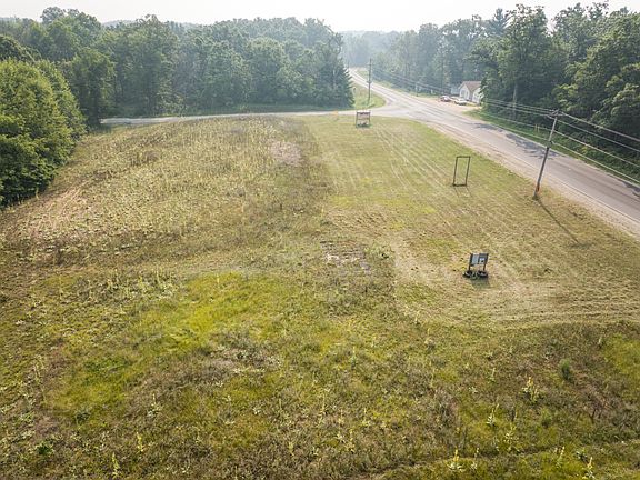 5th image of 21578 Jefferson Rd