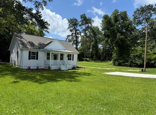 112 Lexington Ave, Saint Matthews, SC 29135